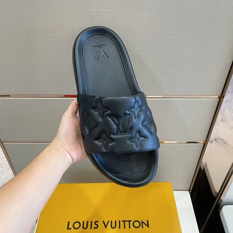 Louis Vuitton Shoe 